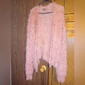 &Merci brand shaggy long sleeve sweater cardigan peach color knit size small. T1